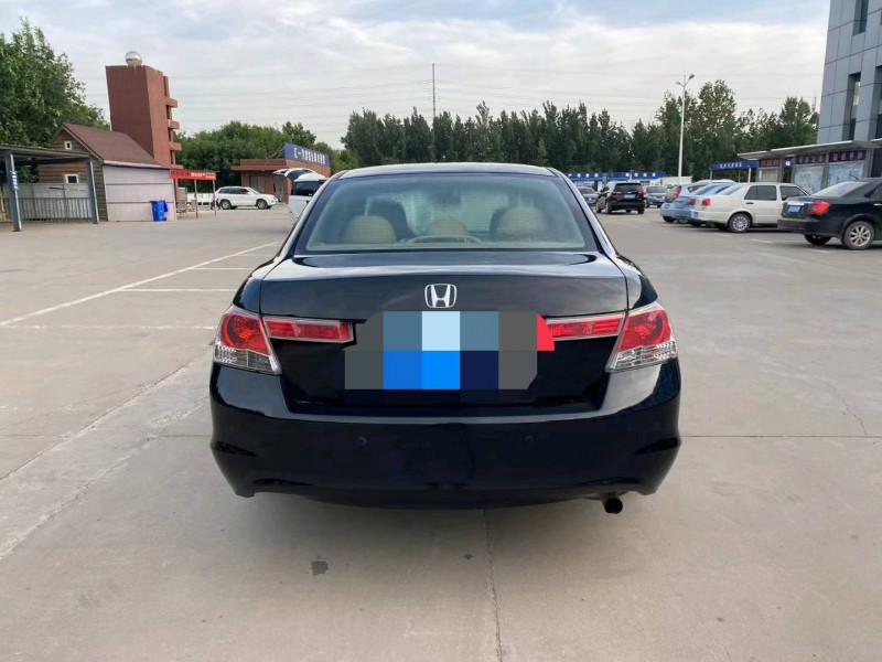 东营08年本田雅阁4