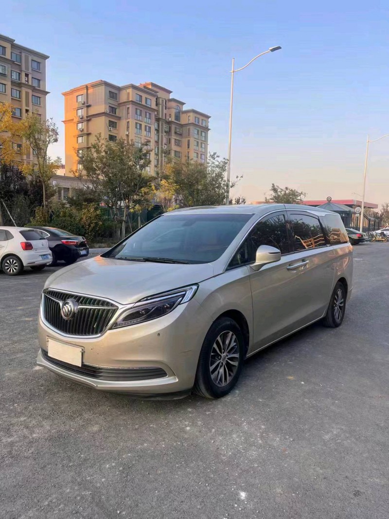 东营17年别克GL83