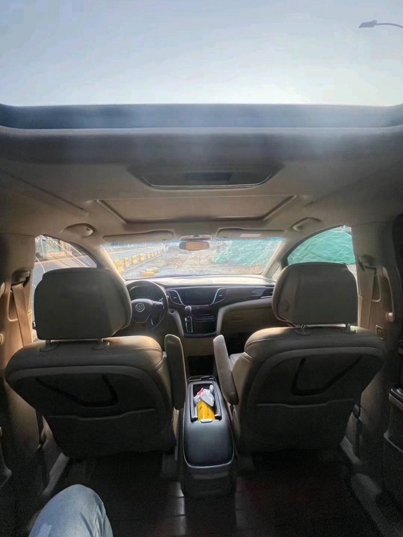 东营17年别克GL85