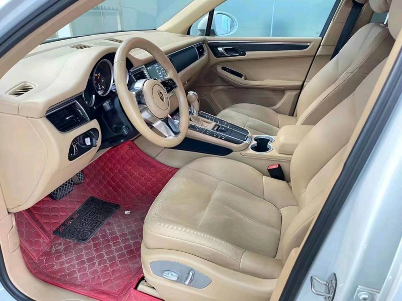 济宁15年保时捷Macan4
