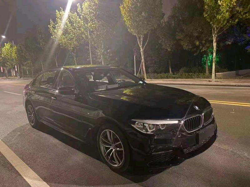 北京18年宝马5系9