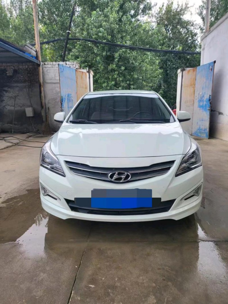 邯郸16年现代瑞纳1