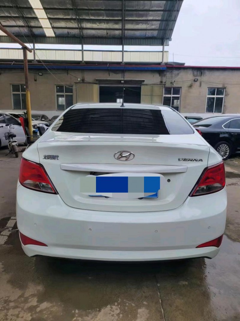 邯郸16年现代瑞纳5