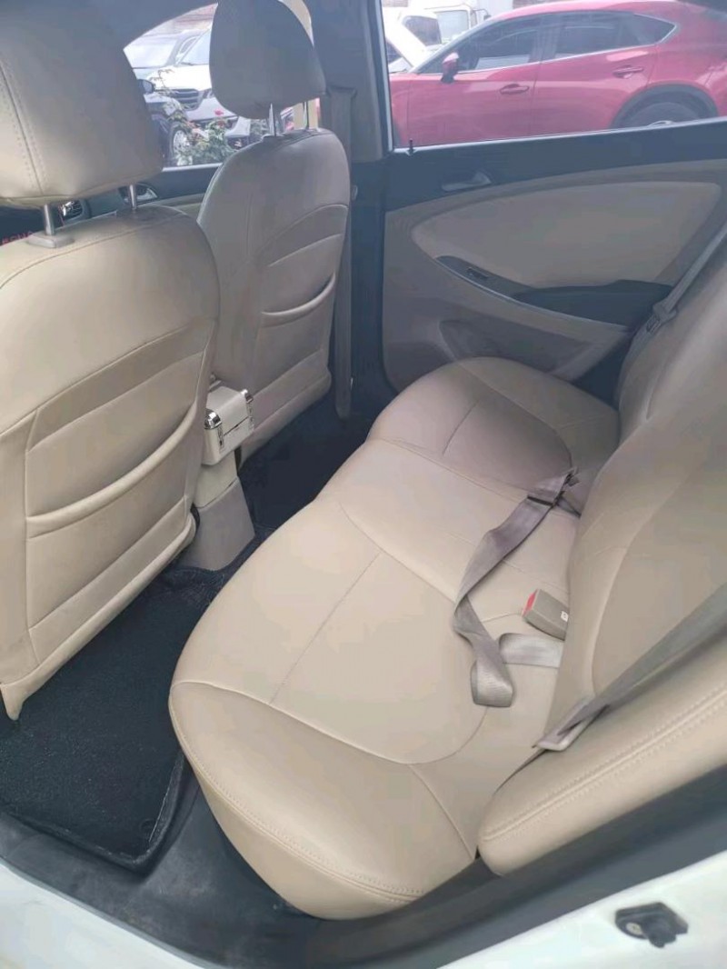 邯郸16年现代瑞纳7