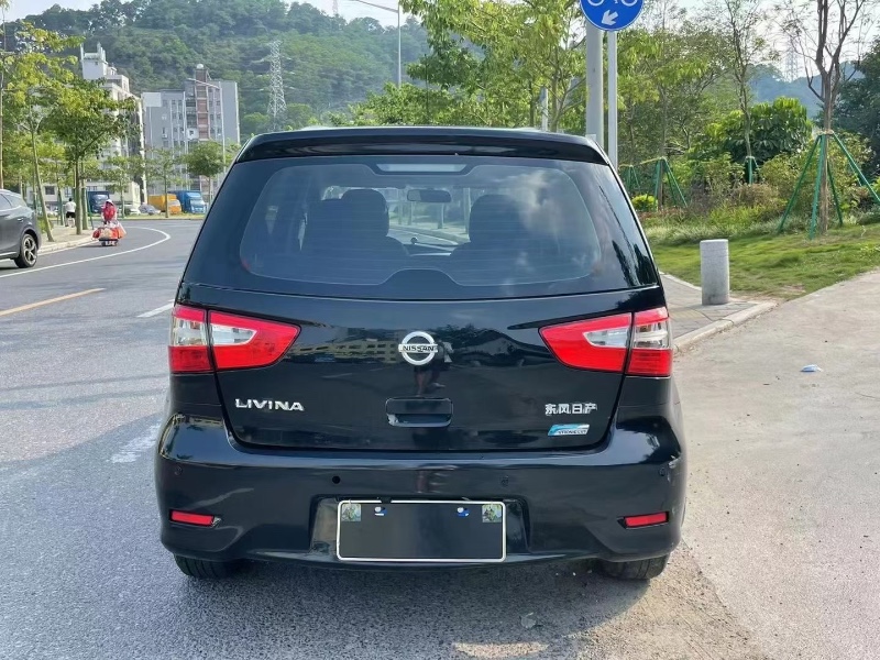 广州14年日产骊威7