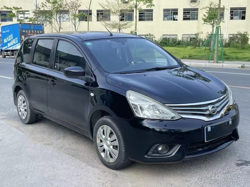 广州14年日产骊威3