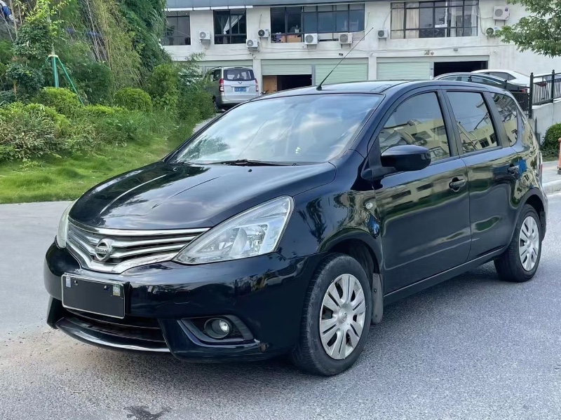 广州14年日产骊威1