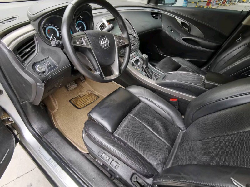 保定10年别克君越9