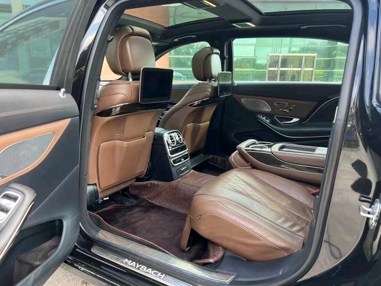 盐城18年奔驰迈巴赫S级5