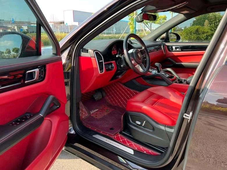 盐城19年保时捷卡宴6