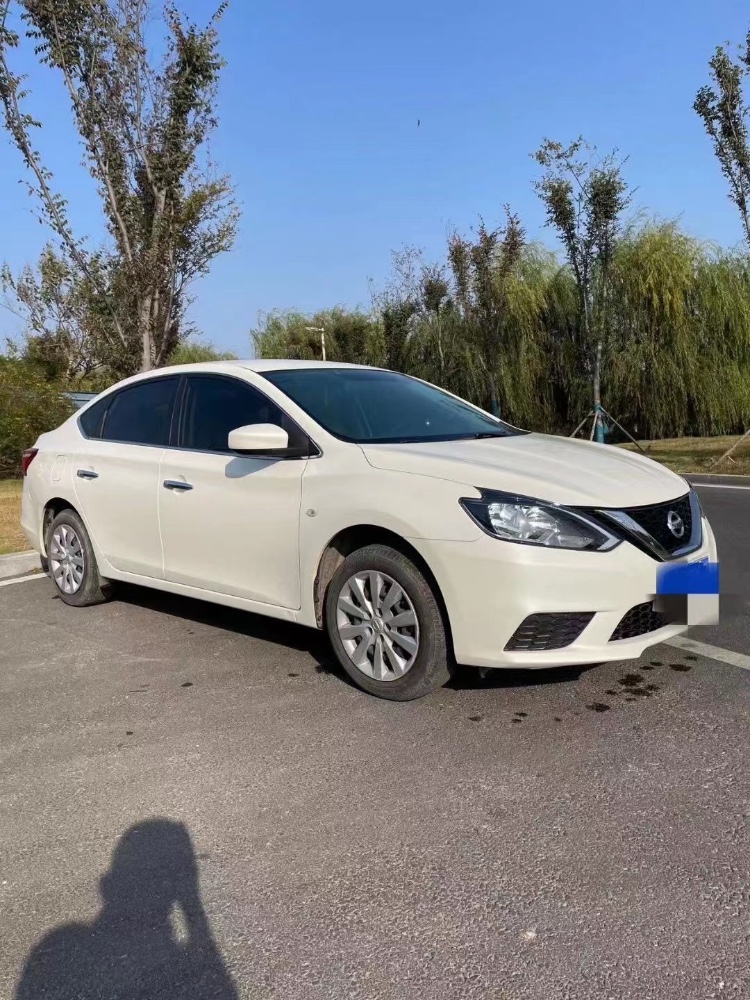 青岛19年日产轩逸1