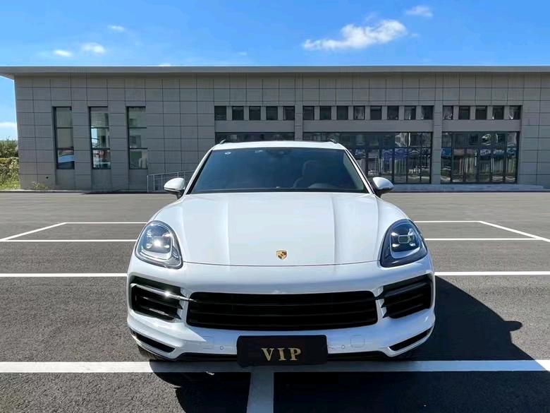 盐城20年保时捷卡宴1