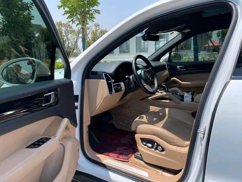 盐城20年保时捷卡宴4