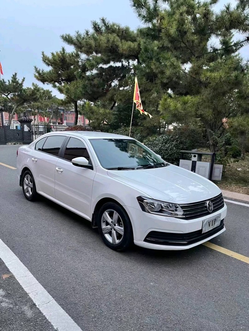 青岛18年大众朗逸7
