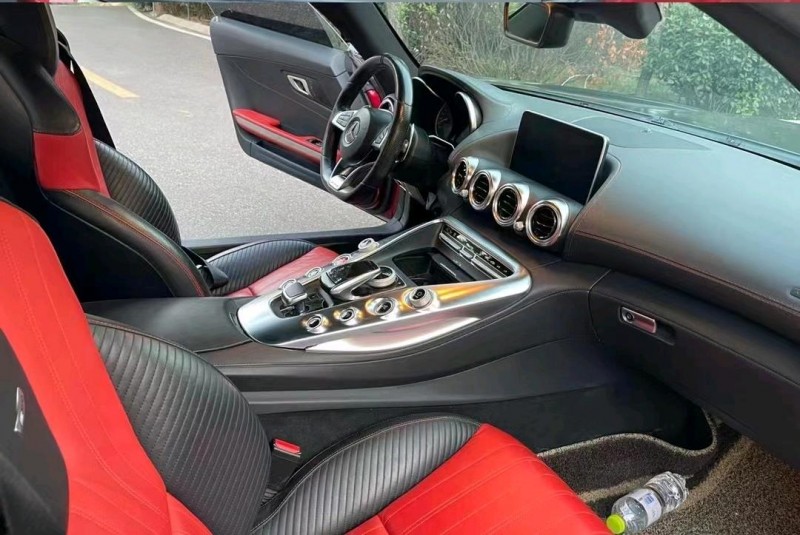 青岛16年奔驰AMG5