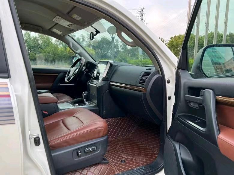 盐城18年丰田兰德酷路泽7