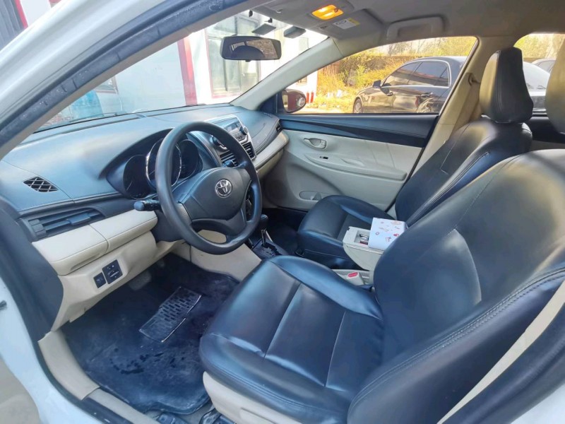 保定14年丰田YARiS L 致炫9