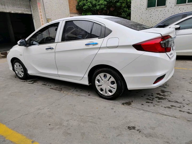 广州18年本田哥瑞2