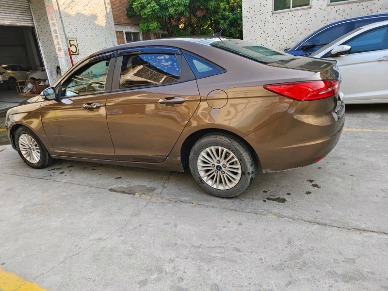 广州17年福特福睿斯7