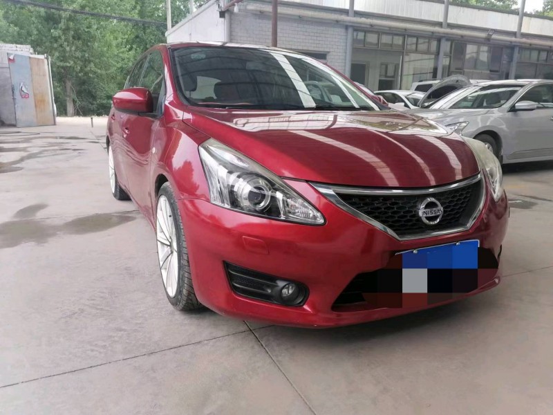 保定13年日产骐达2