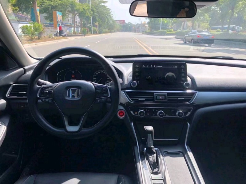 广州19年本田英诗派4