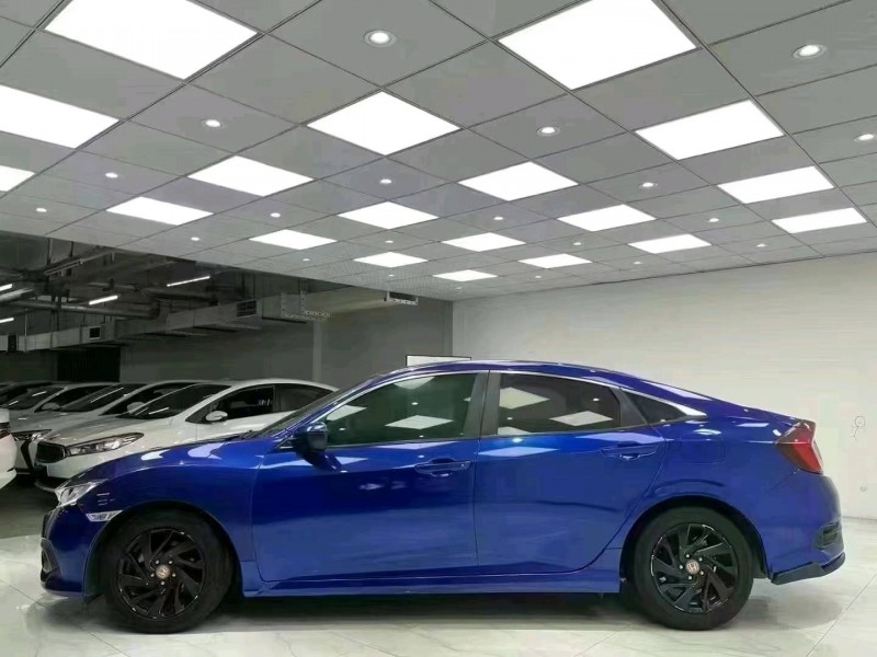 成都19年本田思域3