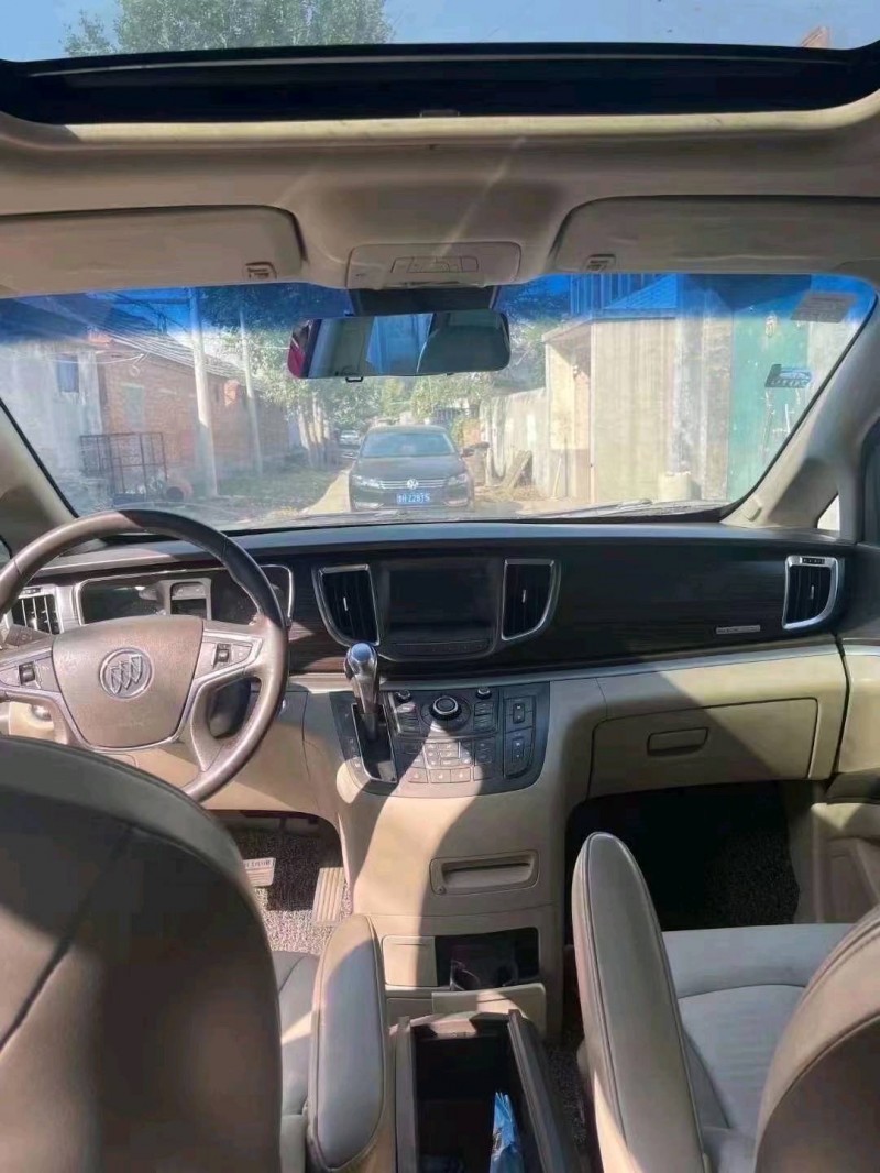 枣庄12年别克GL81