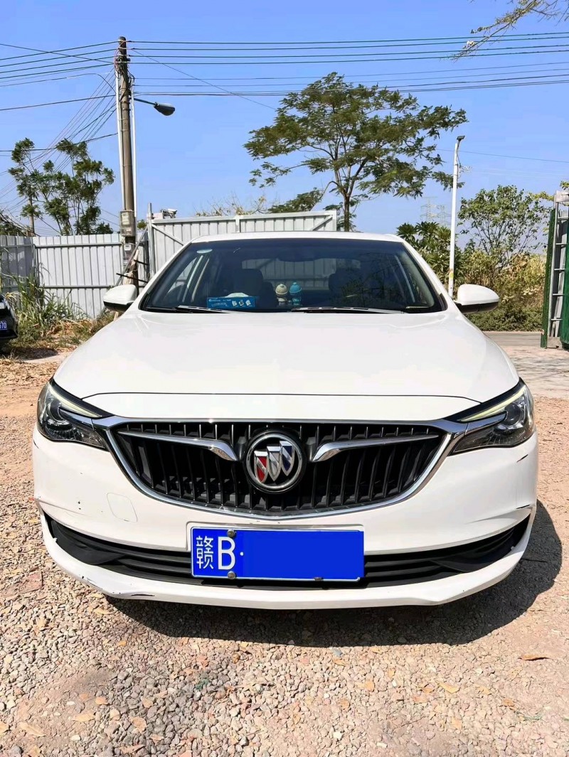 广州18年别克英朗1