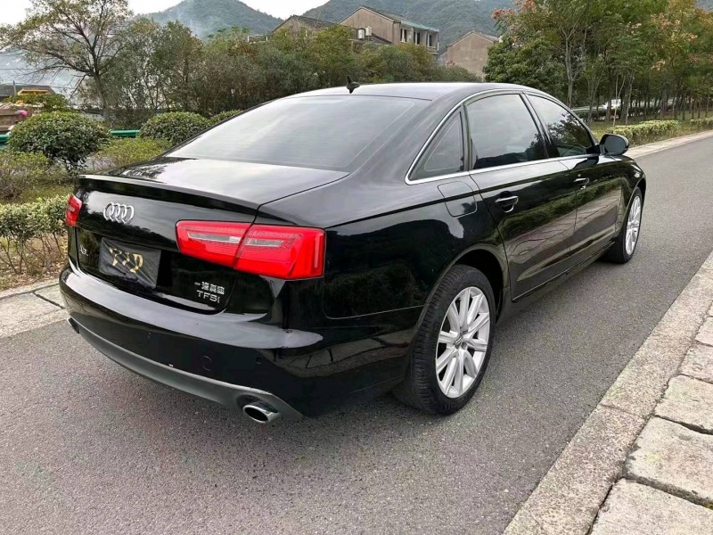 嘉興14年奧迪A6L4