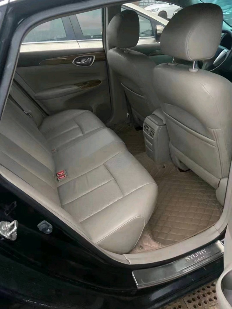 北京15年日产轩逸4