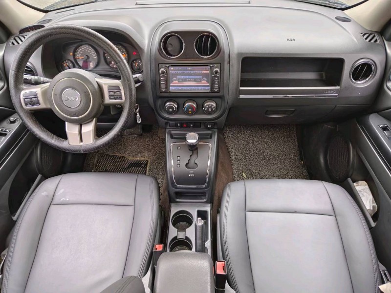 广州15年Jeep自由客5