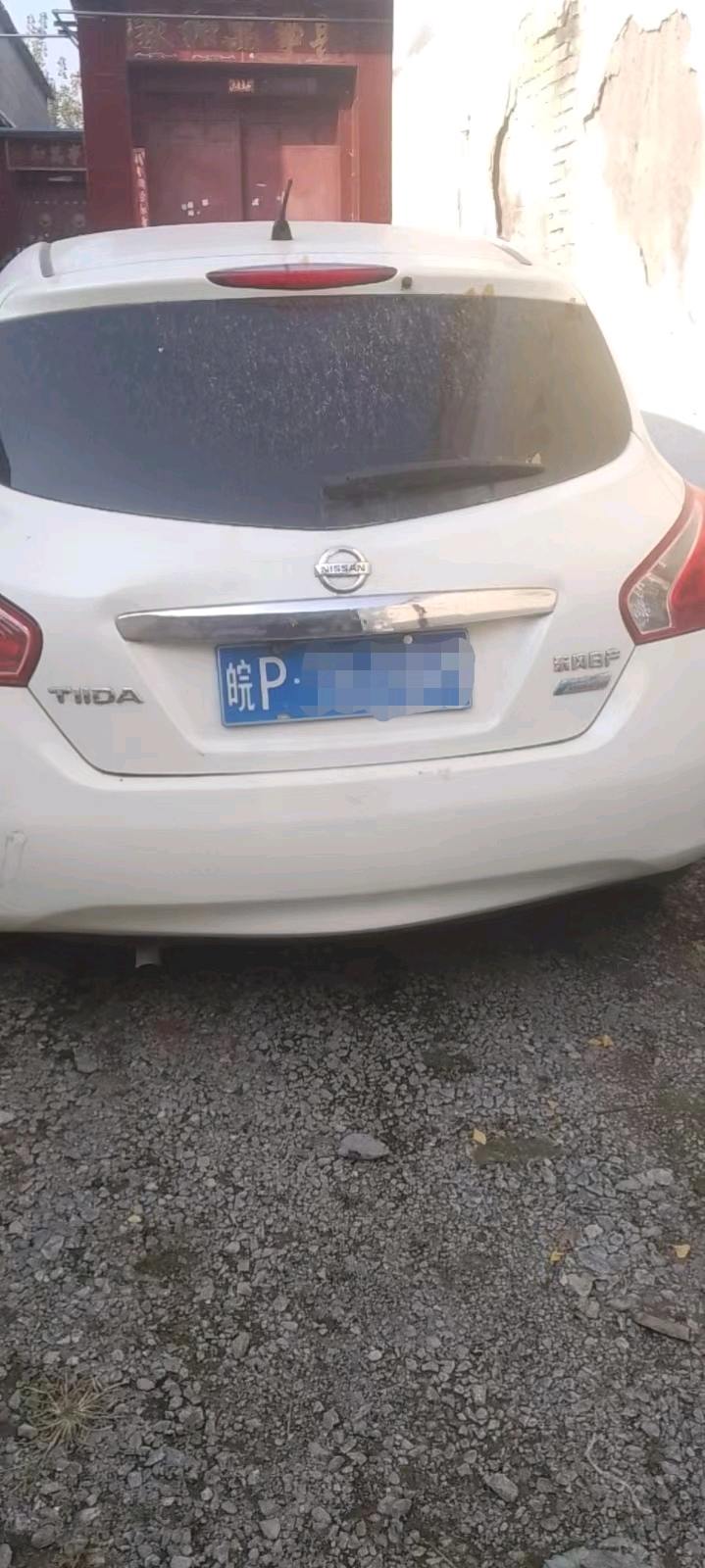 济南12年日产骐达8