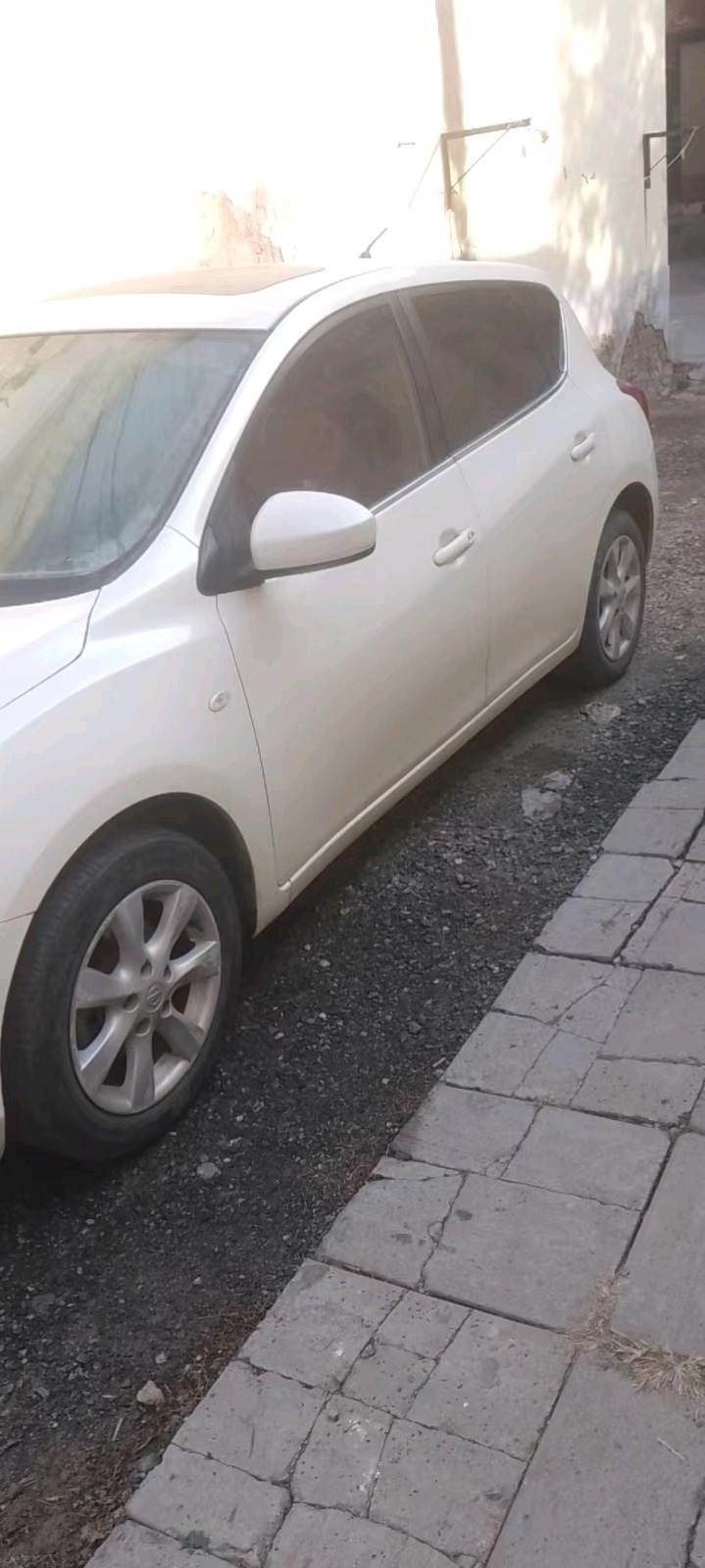 济南12年日产骐达5