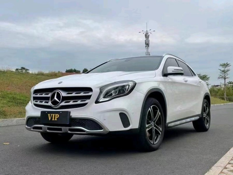 宜春18年奔驰GLA2