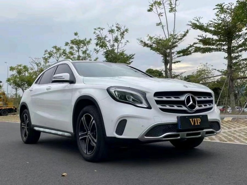 宜春18年奔驰GLA3