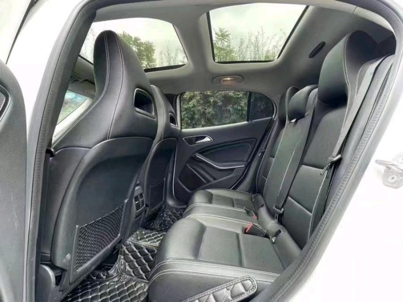 宜春18年奔驰GLA5