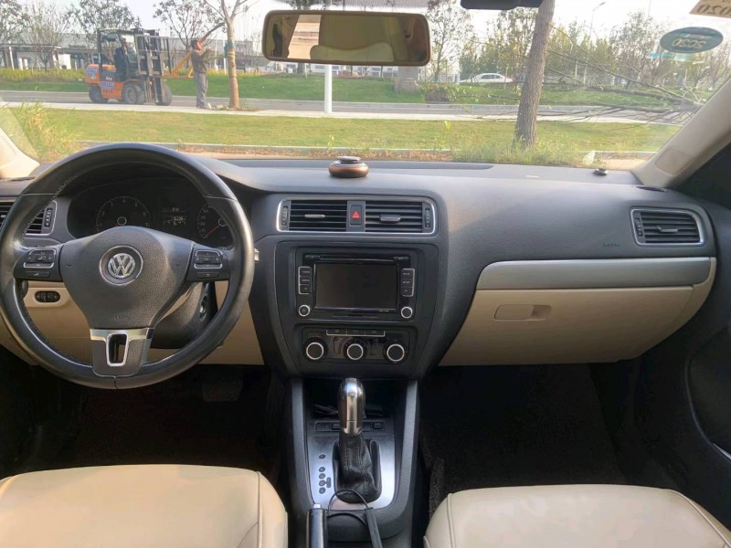 徐州13年大众速腾5