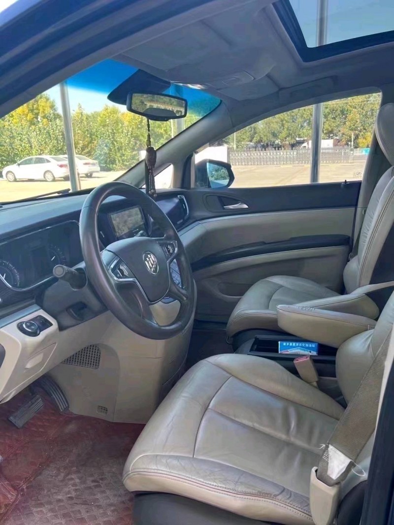 枣庄12年别克GL82