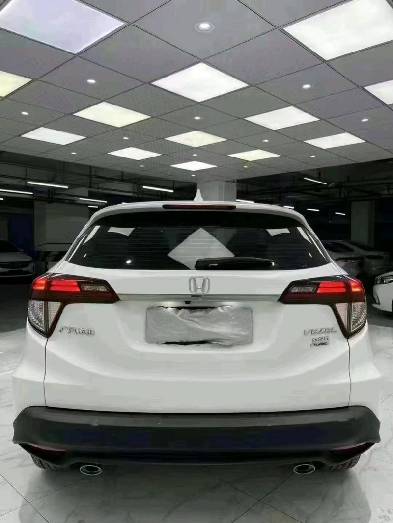 成都19年本田缤智5