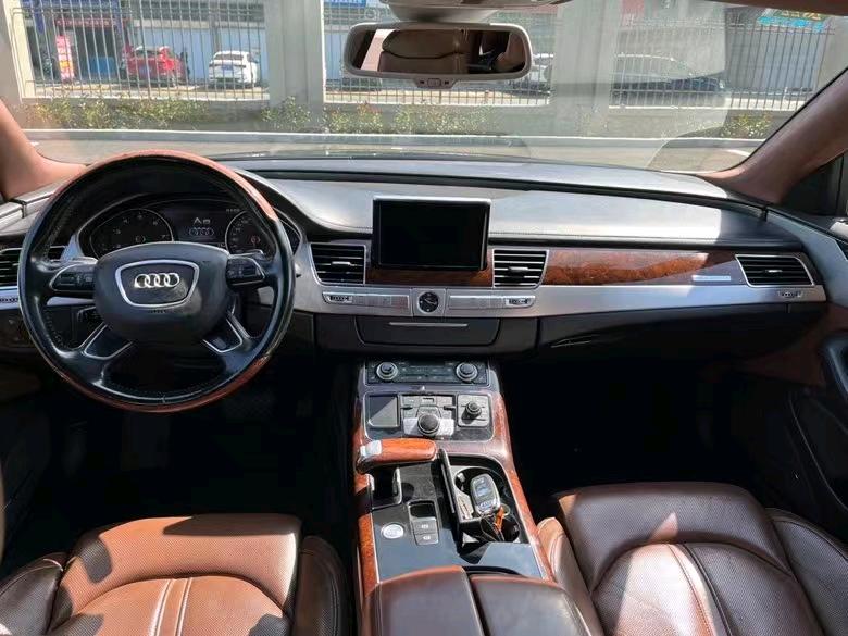 盐城16年奥迪A8L3