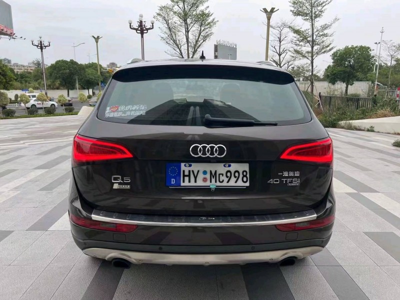 珠海13年奧迪Q57