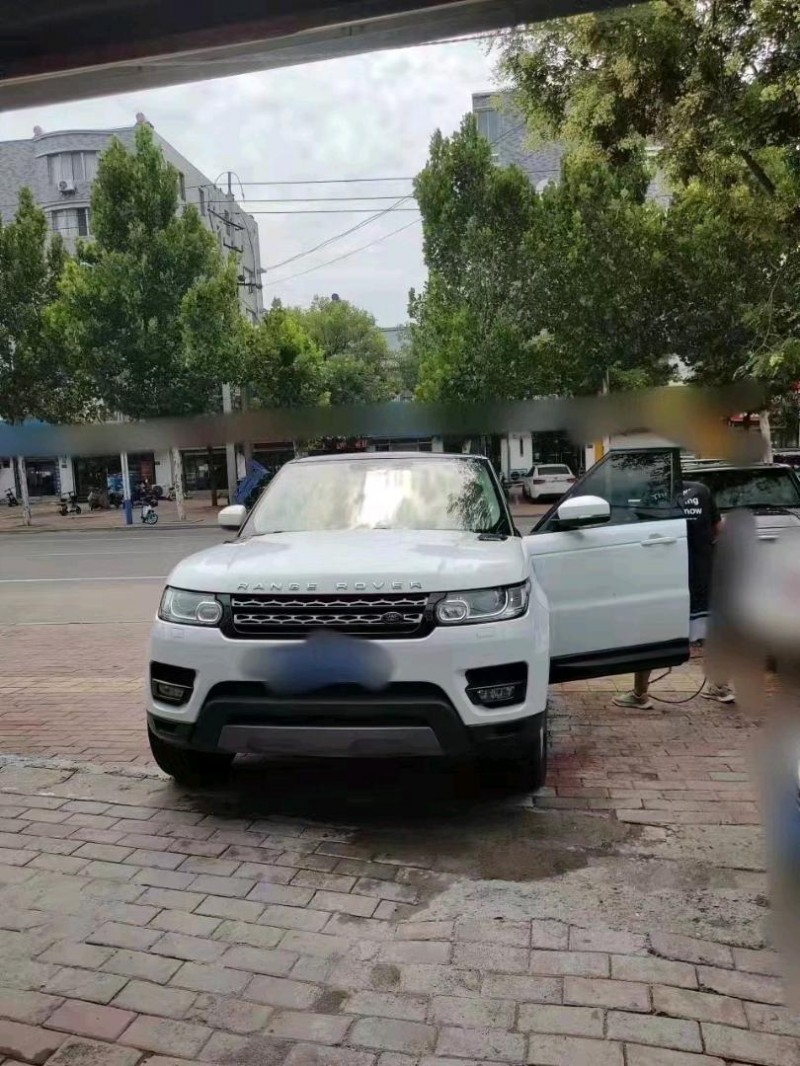 枣庄18年路虎揽胜运动1