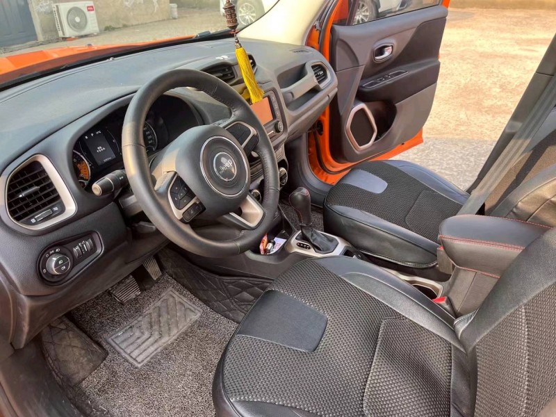 沈阳17年Jeep自由侠9