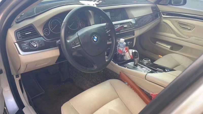 济宁12年宝马5系5