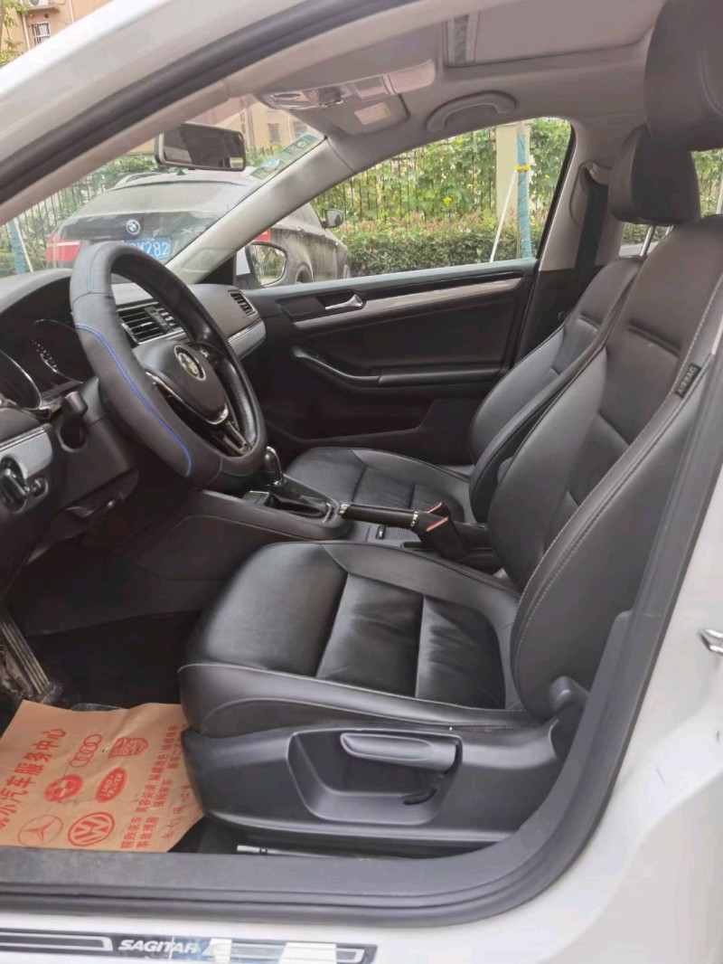 徐州17年大众速腾8