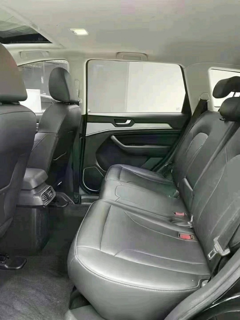 成都18年哈弗H67