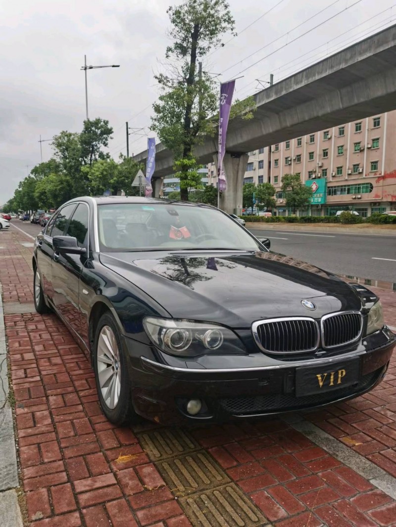东莞07年宝马7系7