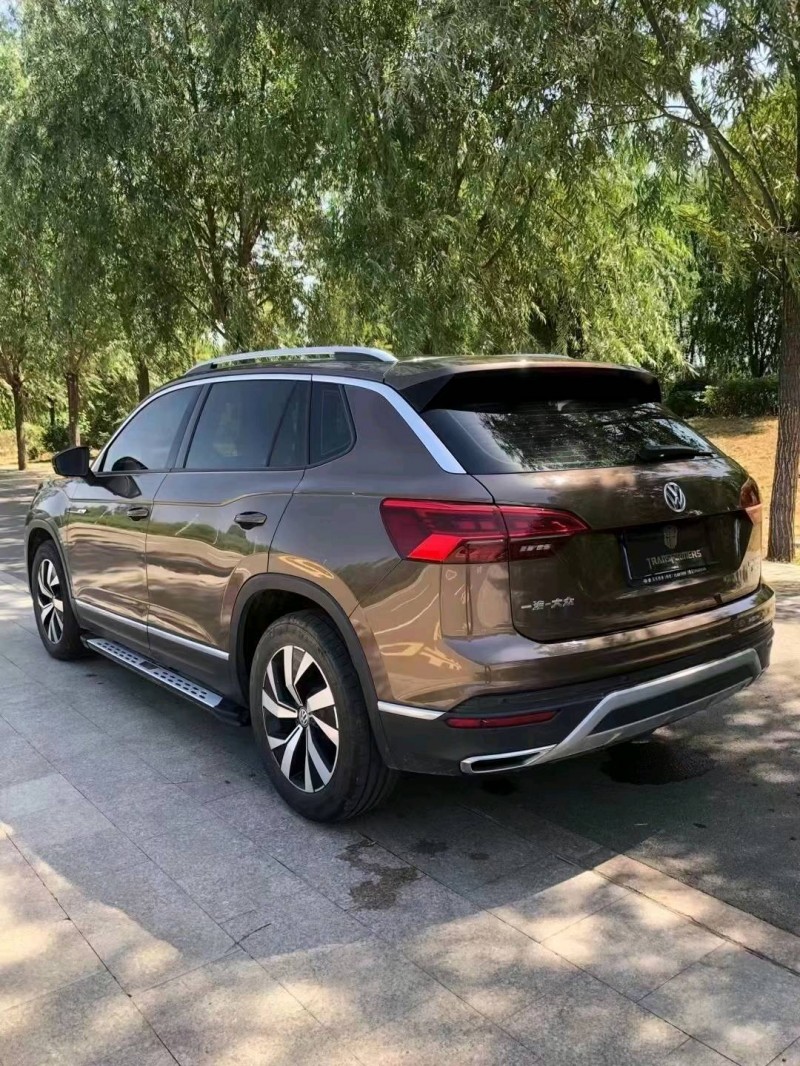 北京20年大众探岳8