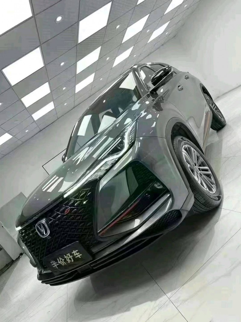 成都20年长安汽车CS752