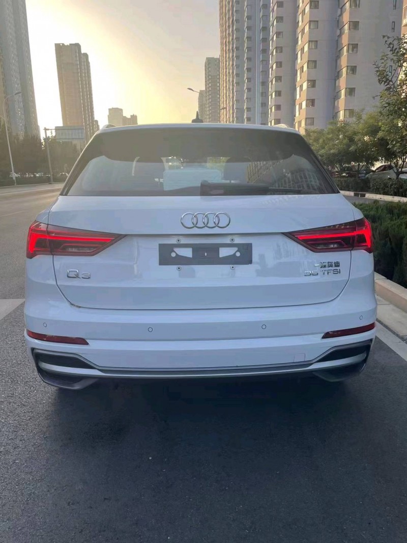 邯郸22年奥迪Q38
